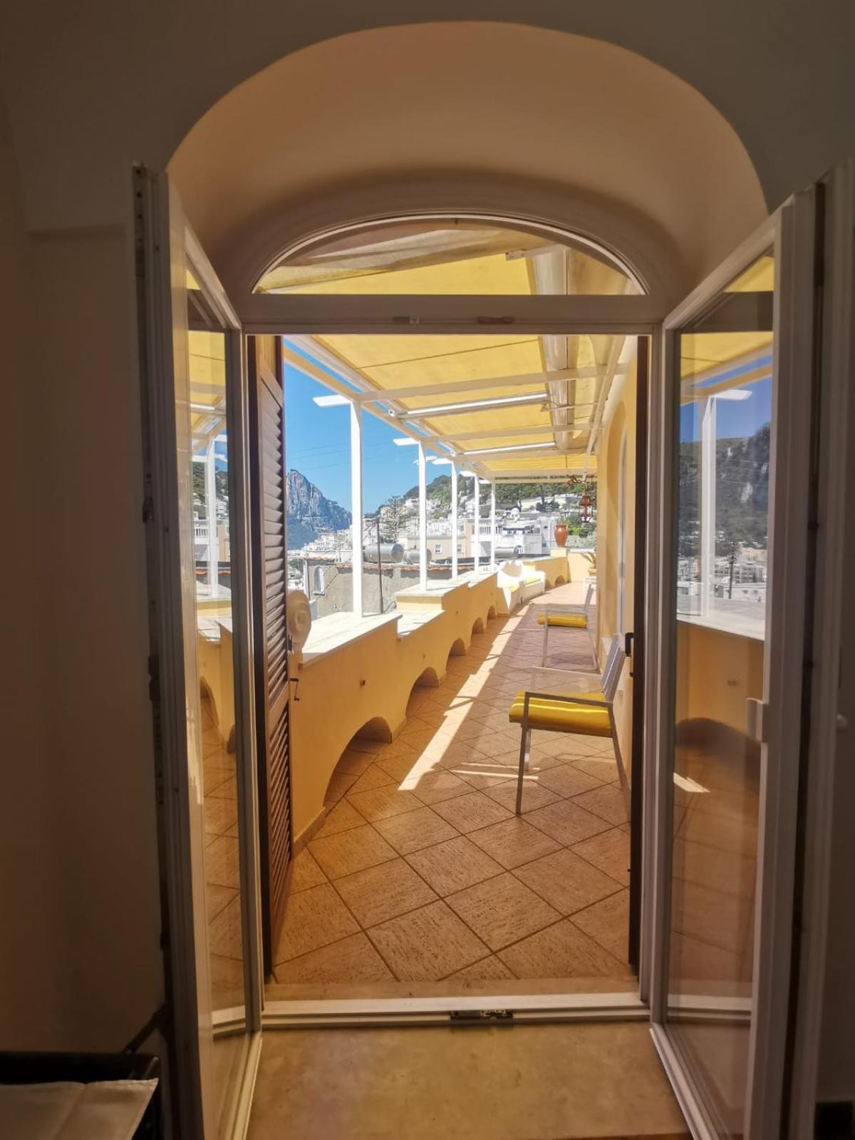 Marvelous Sea View Villa Capri Bagian luar foto